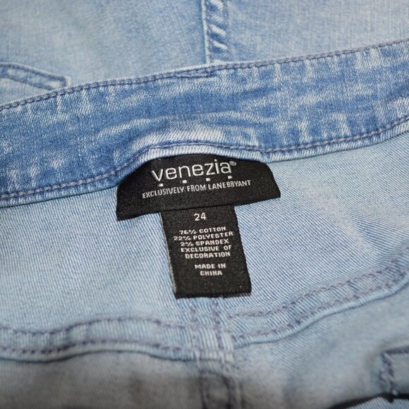 Venezia Denim Stretch Shorts Women's Size 24 - Picture 2 of 4